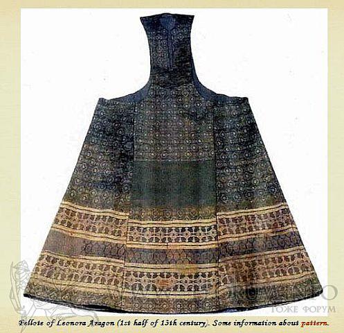 Pellote of Leonore of Aragorn (1st half of 13th century), co Pellote of Leonore of Aragorn (1st half of 13th century), co