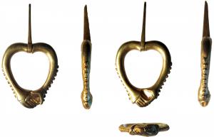 Medieval-gold-annular-brooch-e1336188071314.jpeg