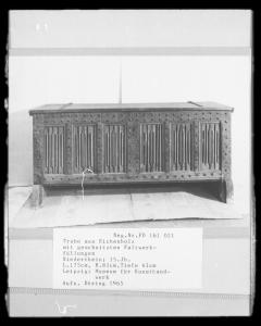 mi12457b01a.jpg