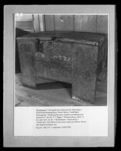 mi13619c02a.jpg