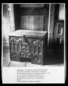 mi13619b08a.jpg
