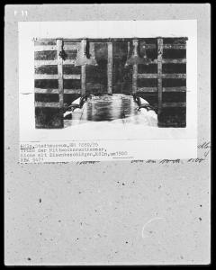 mi01740f11a.jpg