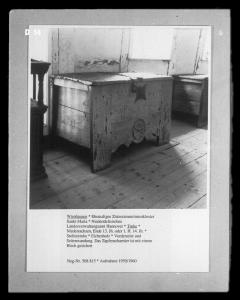 mi13619d14a.jpg