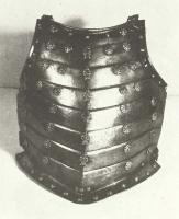 Hussar_breastplate_in_Hungarian_style__late_16th_century__Museum_of_K__mik_.jpg