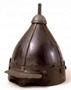 The_black_helmet_of_a_Mongolian_army(2).JPG